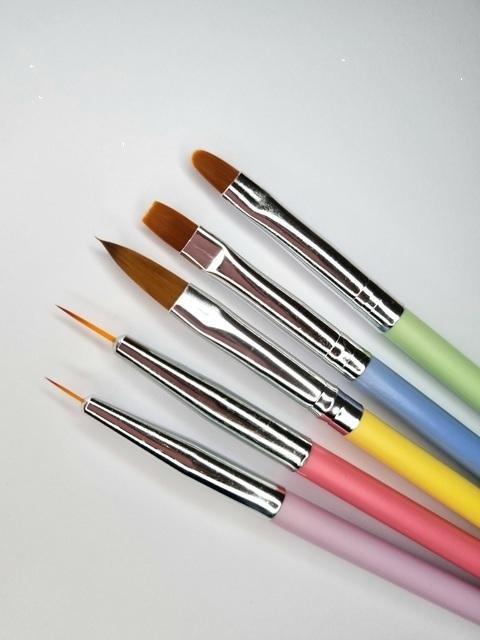 PINCEL PLASTICO IMPORTADO REDONDO X12U